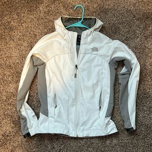 Size M North Face light jacket full zip jacket